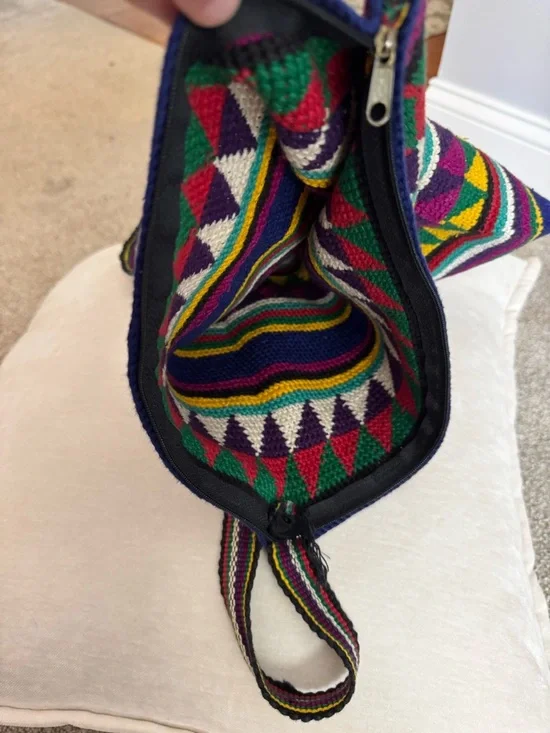 Vintage Guatemalan Handwoven Boho Bag - Vibrant Mayan Geometric Design - Picture 4 of 16